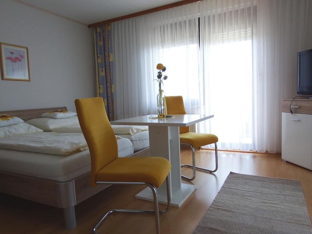 Haus Margarethe Hotel Morbisch am See Bagian luar foto