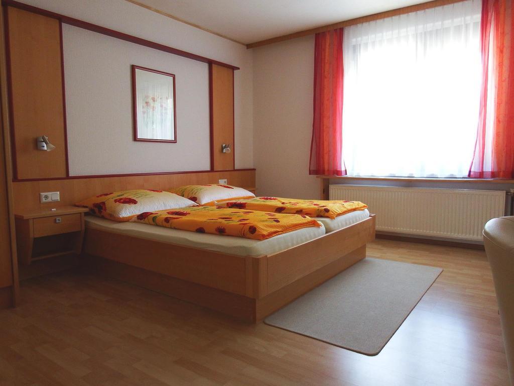 Haus Margarethe Hotel Morbisch am See Bagian luar foto